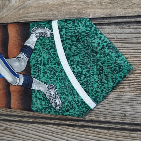 Izzy Football Tie Made In The New South Africa - Picture 3 of 10